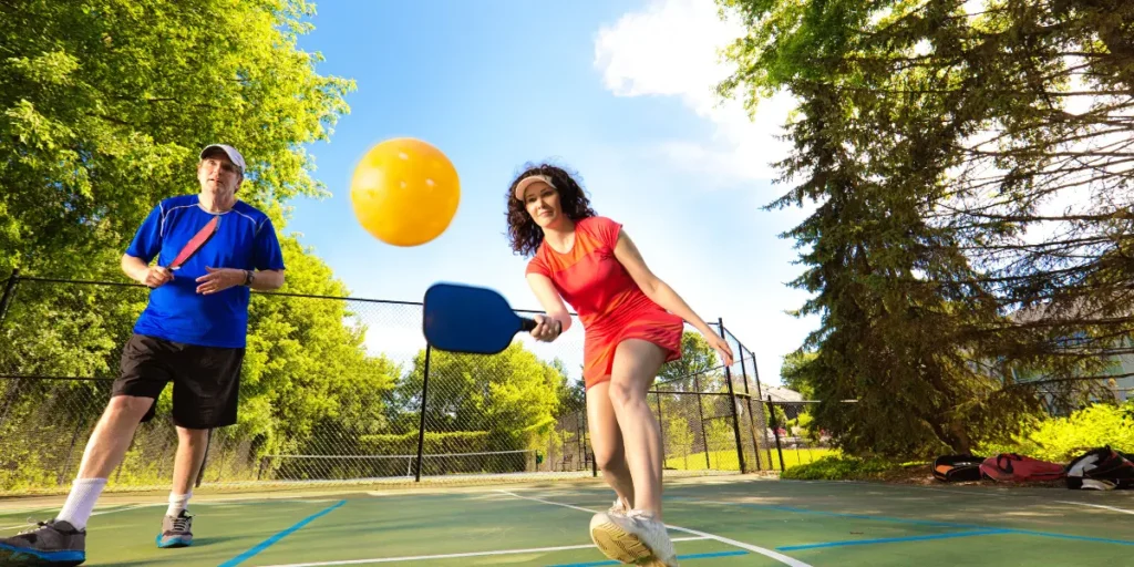 What is a Half Volley in Pickleball