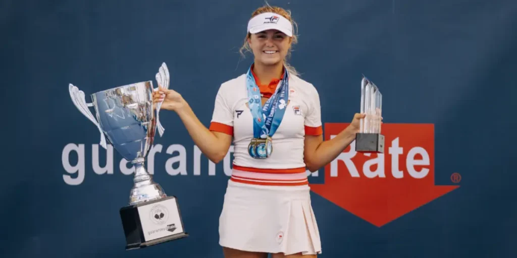 What Pickleball Paddles Do The Pros Use