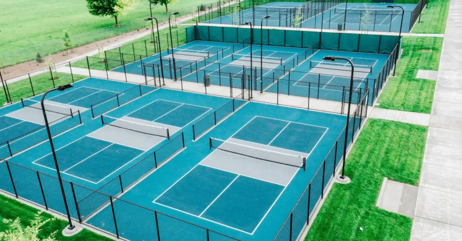 How Many Pickleball Courts Fit on a Tennis Court